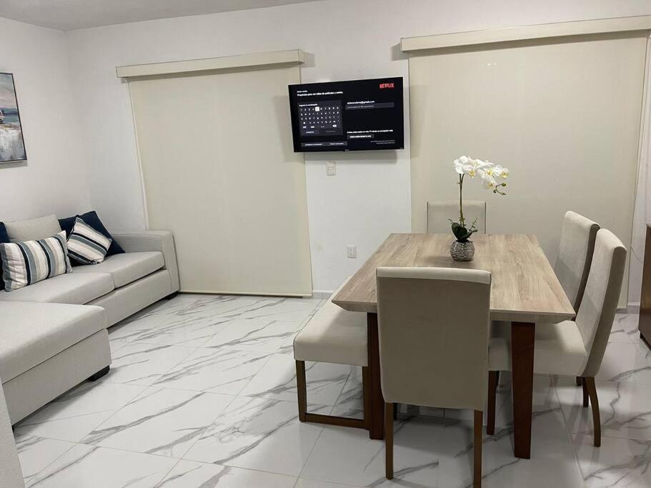 Costa Malaga 1 Banus Apartment